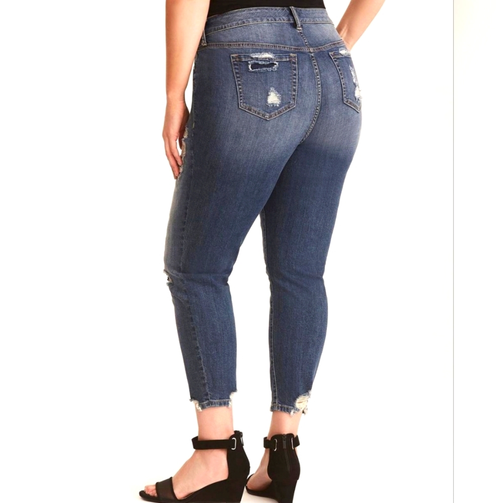 TORRID Vintage Stretch Boyfriend  Distressed Denim Jeans Raw Hem Straigh…